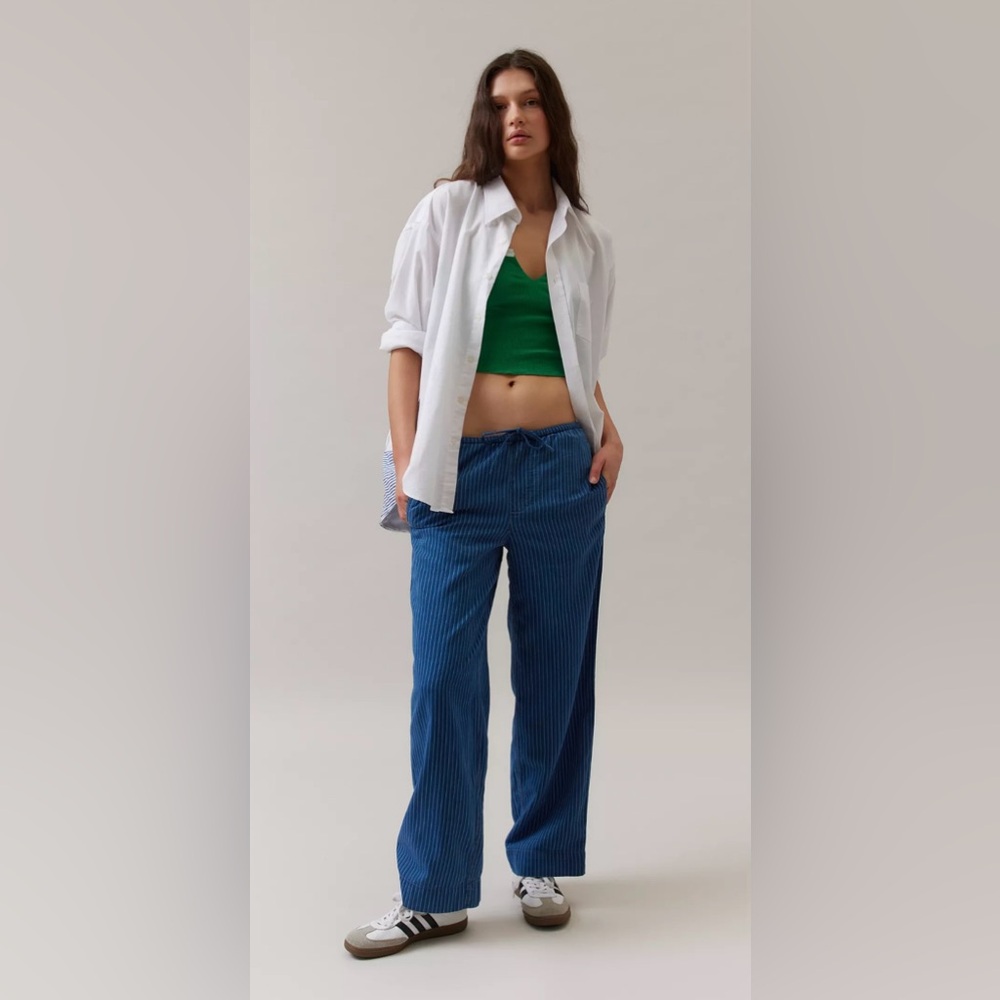 BDG by Urban Outfitters Cammie Pull-On Straight Leg Jean Size XS